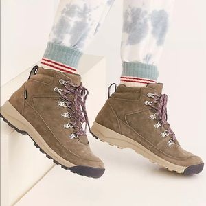 Dana Adrika Hiker boots